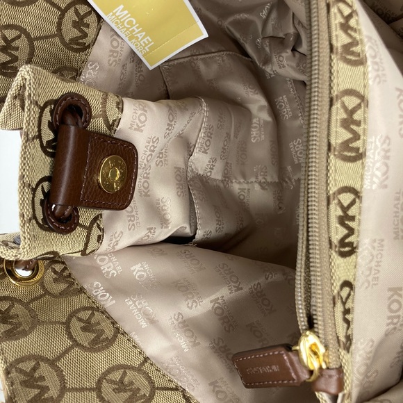 NWT Michael Kors Signature MK Canvas satchel - Picture 12 of 12